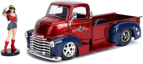 Miniatura - Carro - 1952 Chevrolet Coe Pickup e Mulher Maravilha -1:24 - Jada - JAD30453 CALIFORNIA