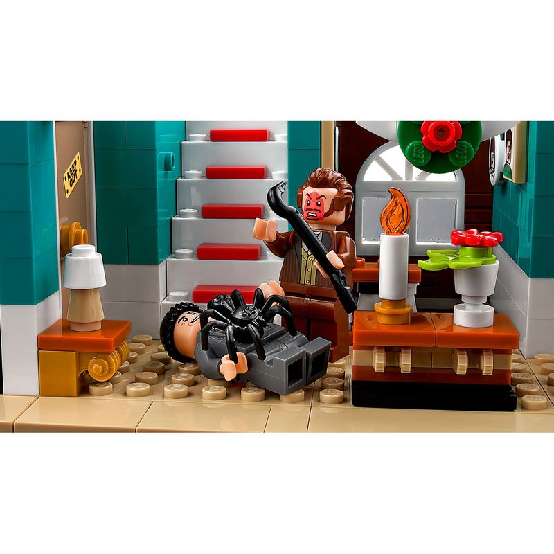 LEG21330_7