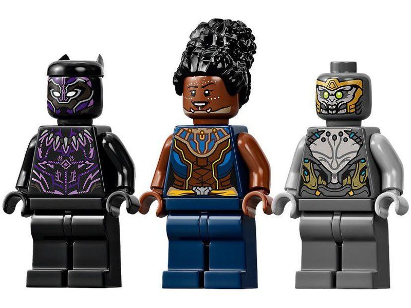 Black store panther lego