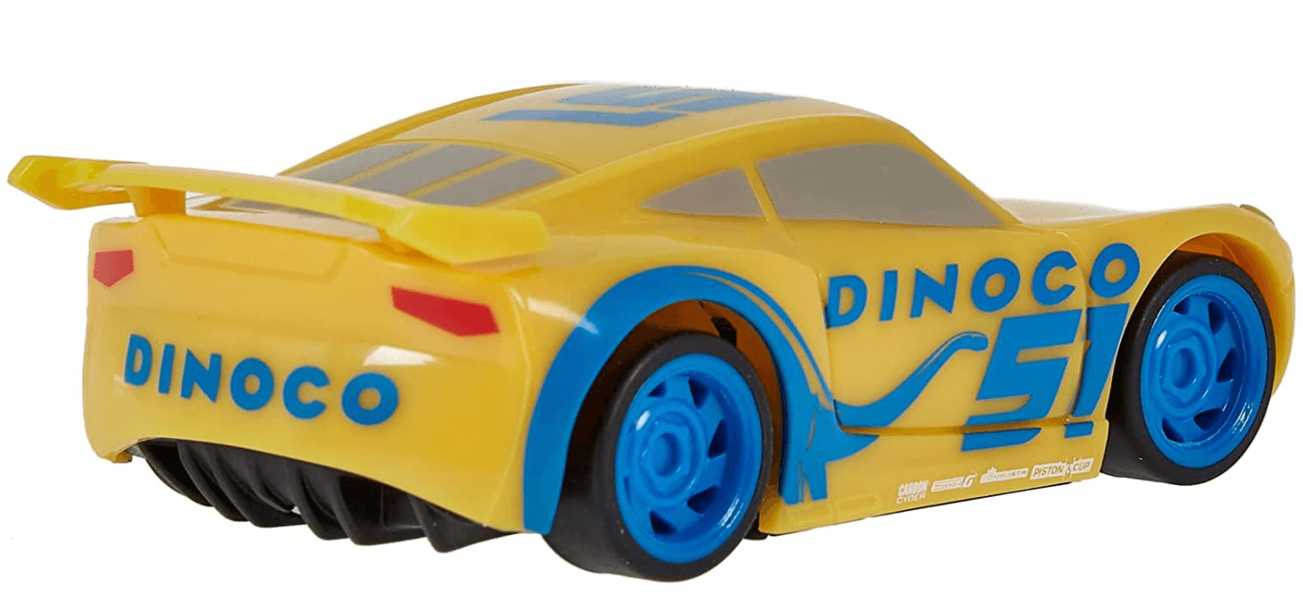 Conheça a Equipe Lightning McQueen de 'Carros 2