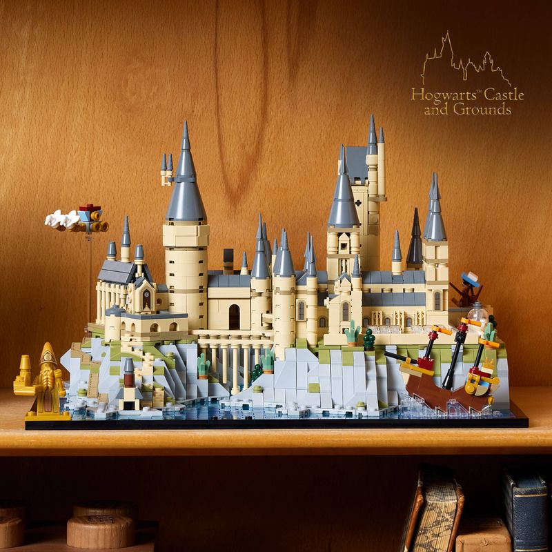 Blocos de Montar - Castelo e Terrenos de Hogwarts LEGO DO BRASIL